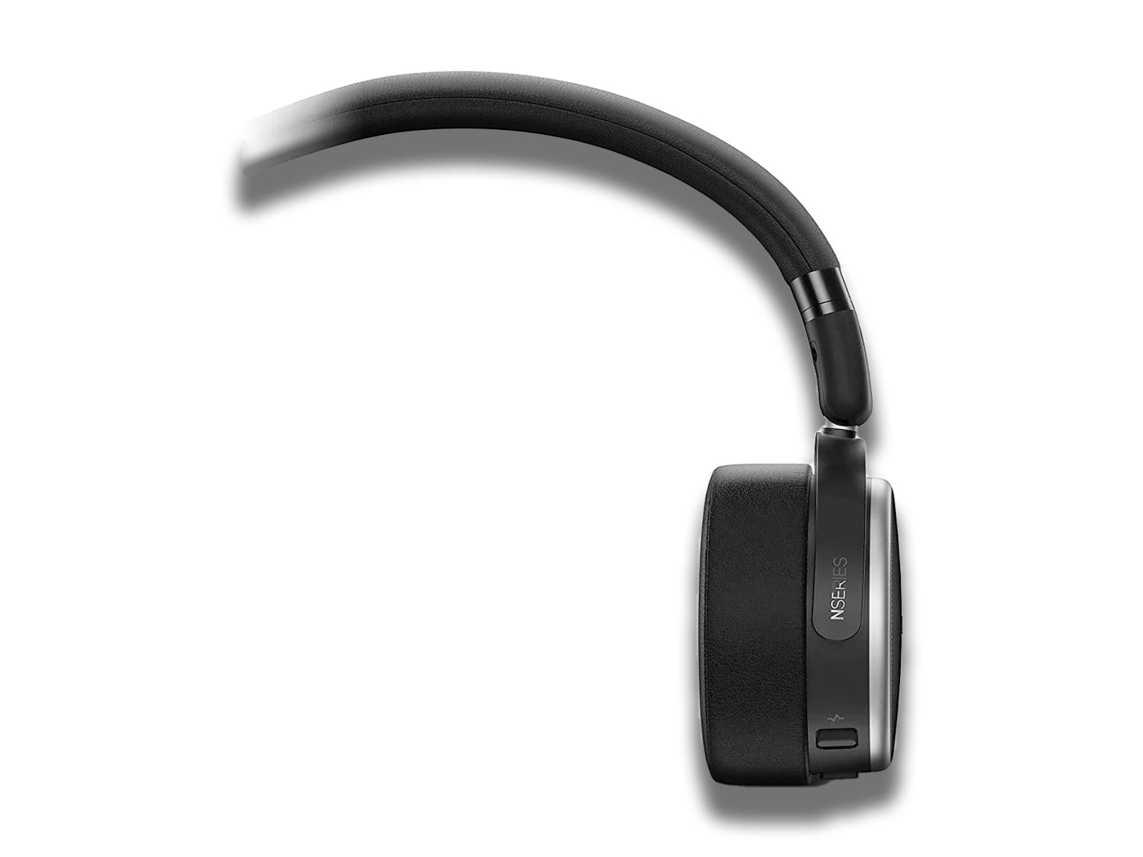 Picture-of-the-one-earphone-of-the-Picture-of-the-AKG-N60NC-on-the-white-background