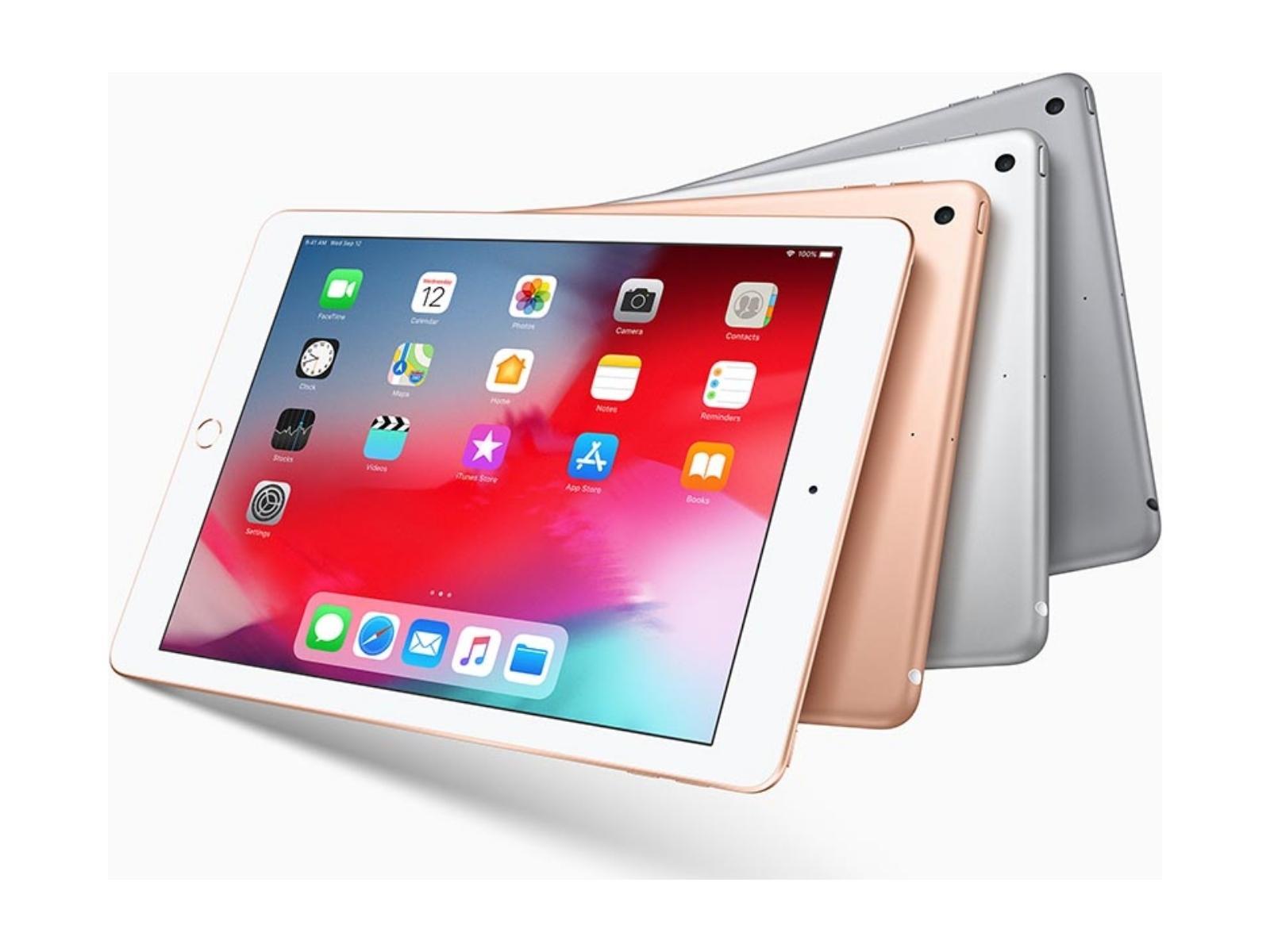 Image shows all colours of the iPad 7
